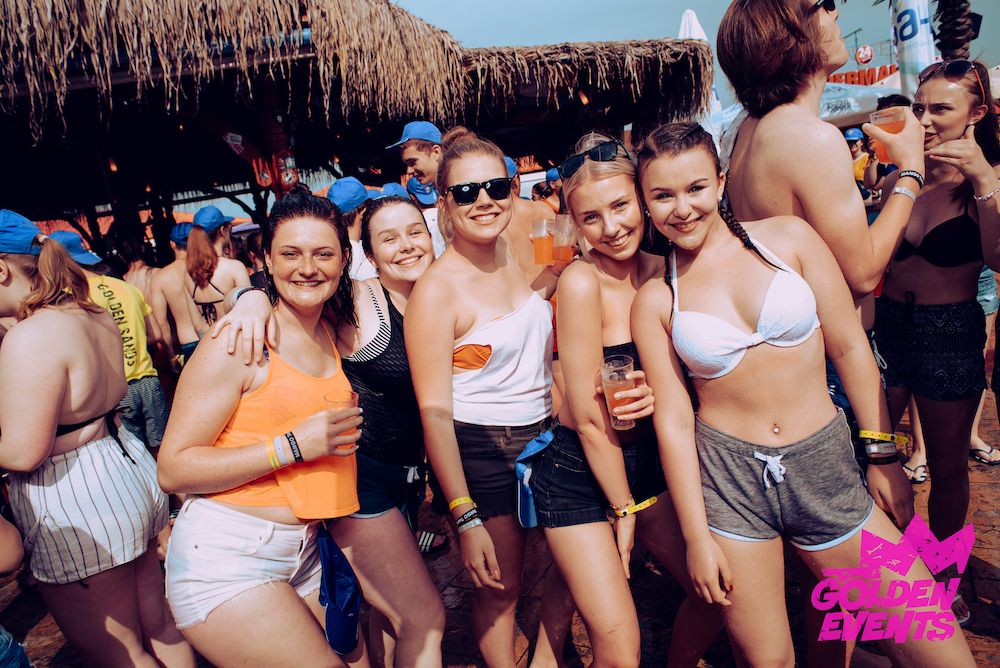 Abifahrt Bulgarien Party Girls