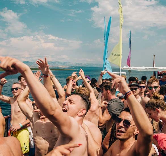 Abireise Kroatien Partyboot - Animus Travel